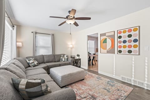 Living Room w/ 85 inch 4k TV