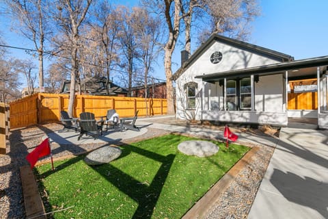 1-web-or-mls-212 W Myrtle St 1