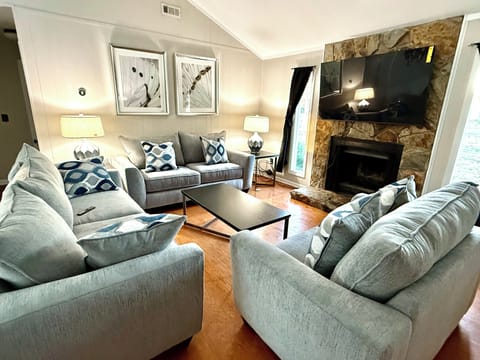 Cozy family room. Open floor plan. 
