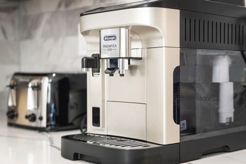 We provide a high-end coffee machine with premium roasted coffee.