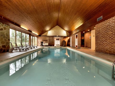 Holiday Home Swimming Pool