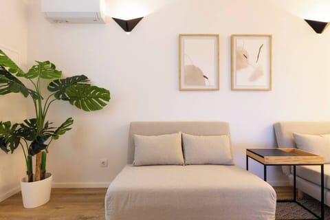 Ff325619 1a7b 48f3 b6ec f1082c09c152