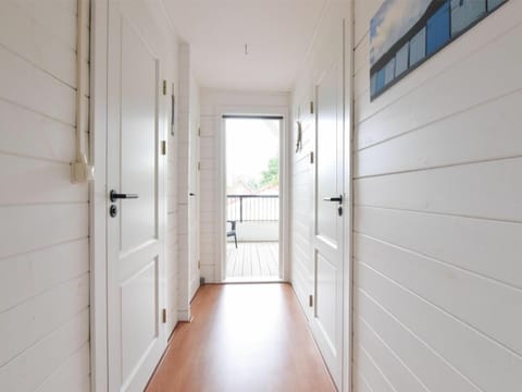 Entrance / Reception