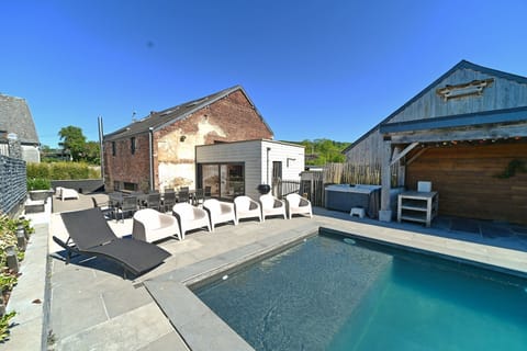 Holiday Home Swimming Pool