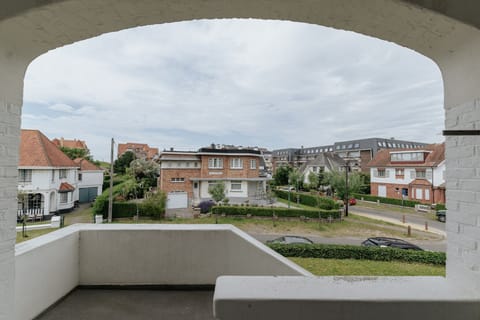 Entrance / Reception