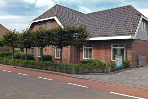 Immediate Surroundings [summer] (<1 km)