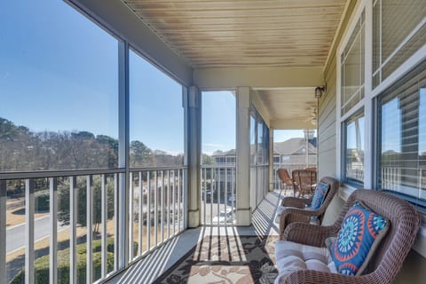 Calabash Vacation Rental | 3BR | 2BA | 1,350 Sq Ft | Step-Free Access (Elevator)