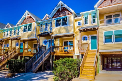 This 3-Bedroom, 3-Bathroom condo has everything you need to enjoy a spectacular Outer Banks vacation - all while located in the heart of Kill Devil Hills!