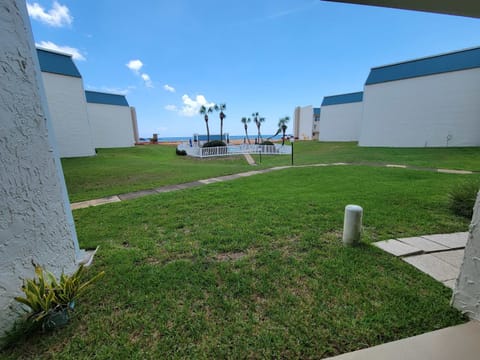 OceanView/ Pool