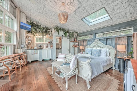 Sink into our plush, comfy king bed—the ultimate sanctuary after a day of exploring.