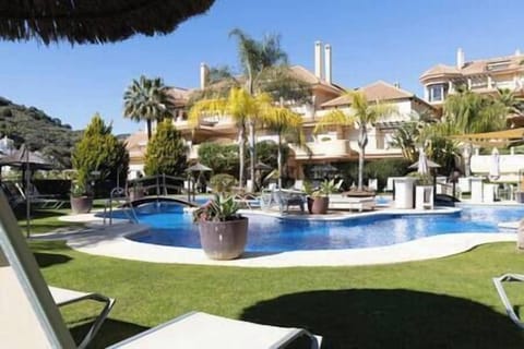 63d53400 b6d0 487f 9574 3a5fadb0c5d7