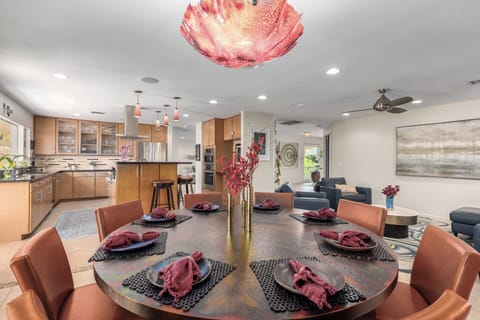 Formal Dining