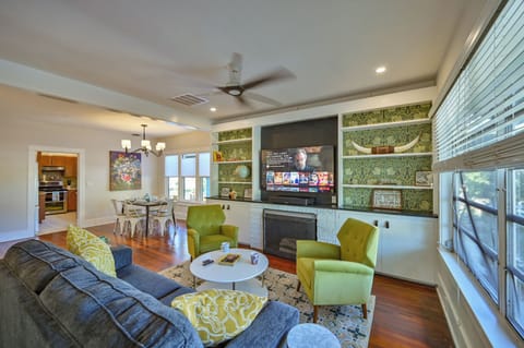 Living Room with 65" Smart TV
