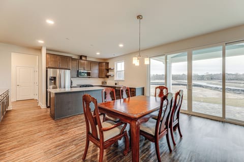 Dining Area | 1st Floor