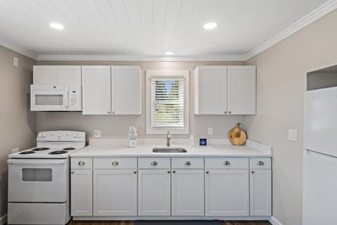 Well-stocked kitchen to cook a delicious meal