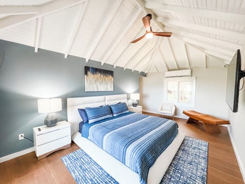 Master Bedroom with King size bed.