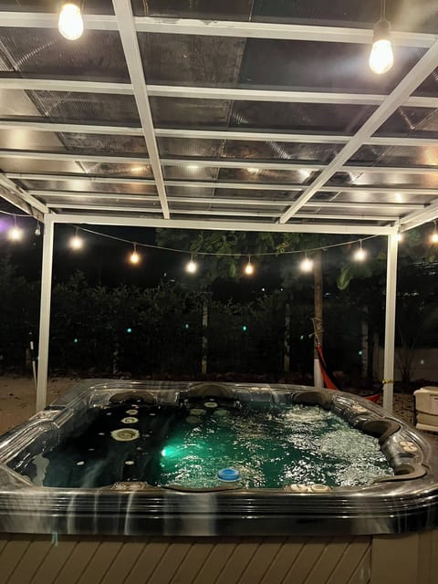 Indoor spa tub