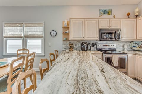 Kitchen | 1st Floor | Keurig & Drip Coffee Makers | Blender | Cooking Basics