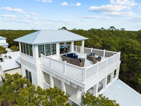 Check out the views on the amazing rooftop deck