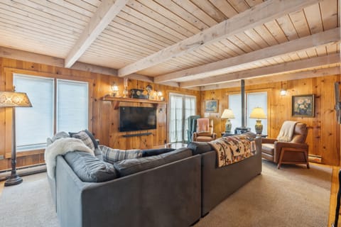 Indoors, Furniture, Living Room, Lamp, Couch