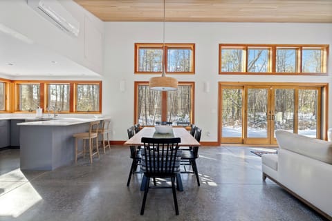 c5db4e19-bd7e-4235-aa42-7a788a35bf0d