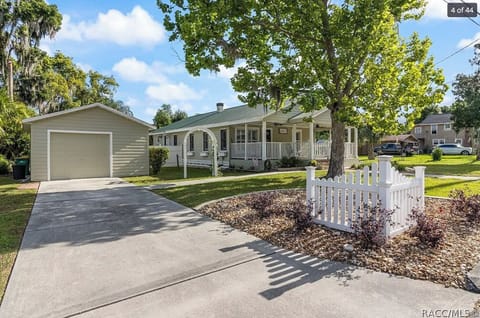Garage to the left, front of house 