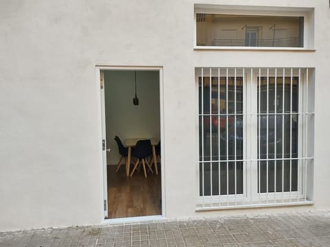 8086a9a1 f14a 41a1 bf10 409d891722ed