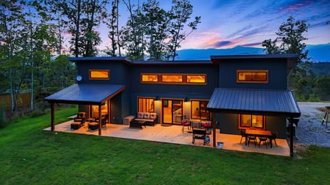 Ridgeline Retreat