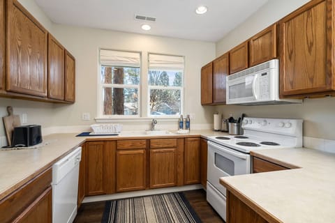 The kitchen is well stocked and efficient. Perfect place to prepare a family meal.