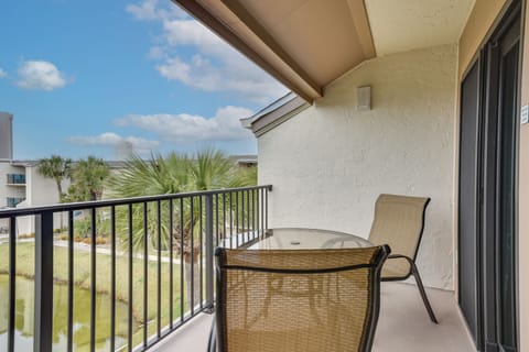 Private Balcony | Outdoor Dining | Gulf & Pond View