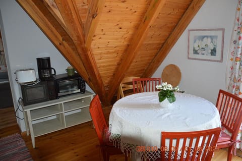 Küchendiele mit Essplatz