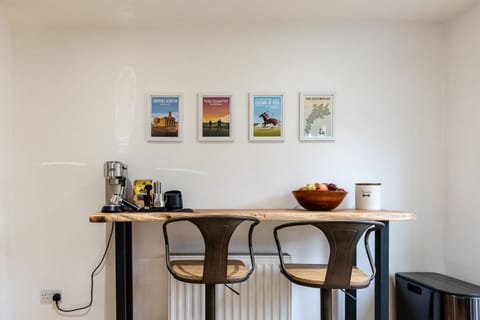 The Snug Kitchen - StayCotswold