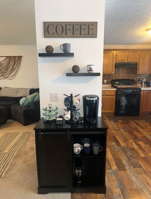 Image picker 782F8CD8 B71D 4411 BF38 B43311096414 22109 00000A6C9BFC8743