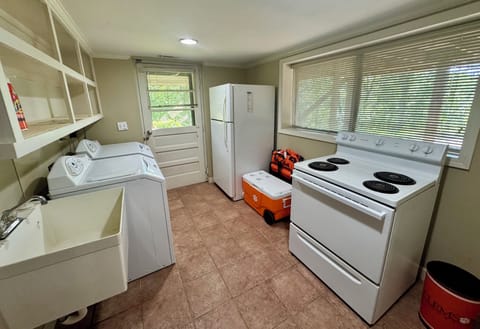 Kitchen/Laundry Room - Refrigerator, Oven, Utility Sink, Wagon & Cooler