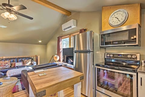 View facing the staircase that leads out.