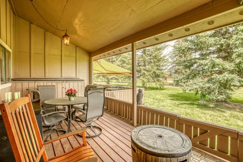 Pines 4048: Bright Uptown Condo w/ Cozy Fireplace, Mountain Views, Walk to Amenities Apartment in Pagosa Springs