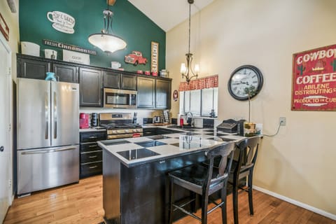 Pines 4048: Bright Uptown Condo w/ Cozy Fireplace, Mountain Views, Walk to Amenities Apartment in Pagosa Springs