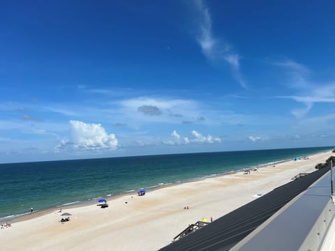 Beautiful Jax Beach.  One block away.