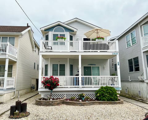 Welcome to Anchored on Asbury, your beach home away from home!