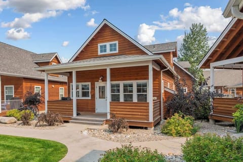 Bear Necessities Bungalow 