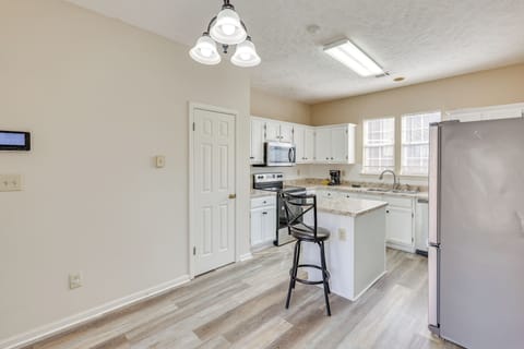 Kitchen | Dishwasher