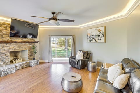 Tuscaloosa Vacation Rental | 3BR | 2BA | 4 Steps to Enter | 1,950 Sq Ft