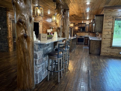 More seating on hightop