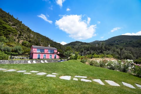 Villa Mirea - Bonassola, Liguria - NORTHITALY VILLAS Vacation rental
