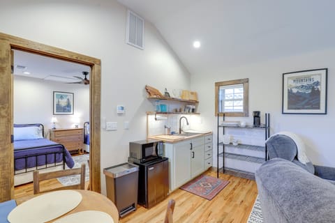 Kitchenette | Coffee Maker