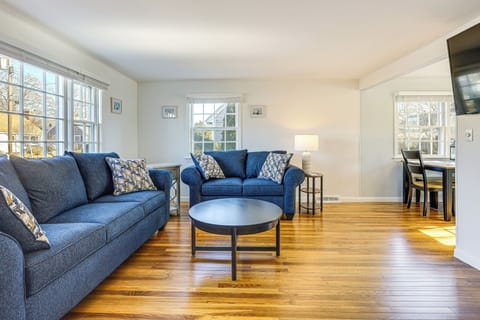 Teaticket Vacation Rental | 4BR | 1BA | Steps Required | 1,152 Sq Ft