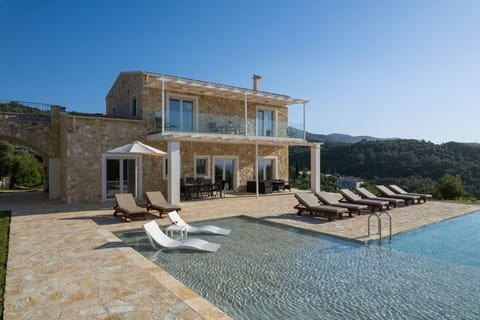 Building Exterior, Outdoor, Pool