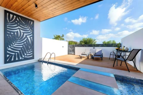 Canes Suites | HotelPraxis Group