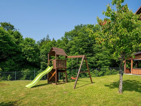 Playground Slide, Wood, Garden, Outdoor Play Equipment, Backyard, Shade, Wood Stain, Lawn, Chute, Yard