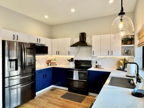 Fully equipped kitchen for cooking, baking, and entertaining! Basic pantry items included such as oil, salt, pepper, and various spices.